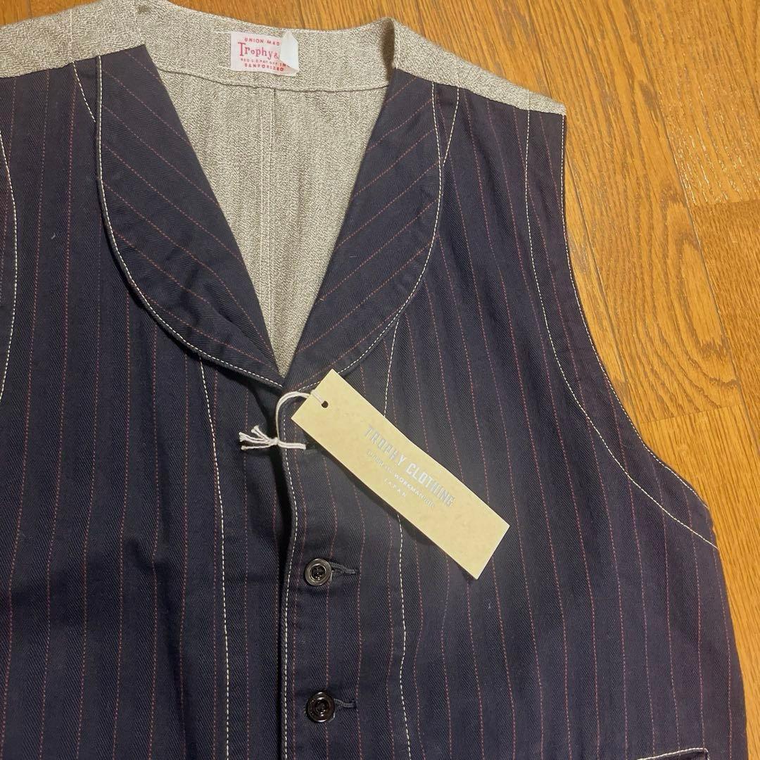 日本製【新品タグ付き】トロフィークロージング ストライプジレベスト42