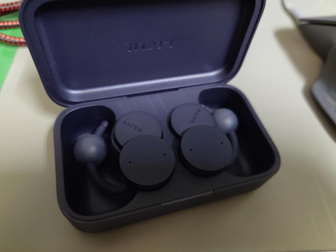 nwm DOTS イヤホン ブラック 中古美品