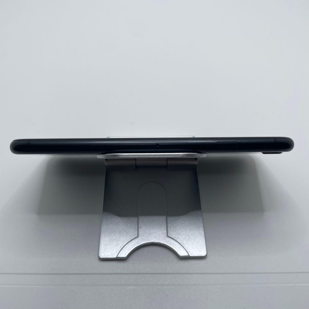 【格安美品】iPhone SE2 64GB simフリー本体 344