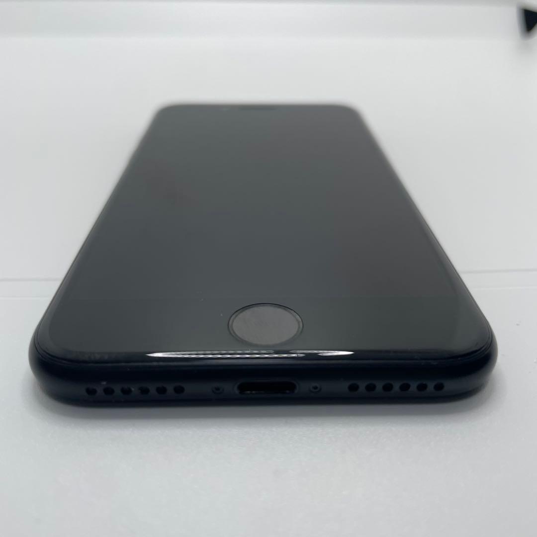 【格安美品】iPhone SE2 64GB simフリー本体 344