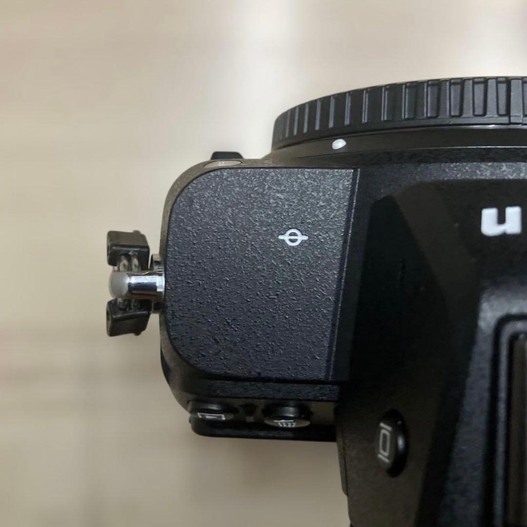 NIKON Z5 ミラーレス一眼　キョウトボーイズのストラップ付