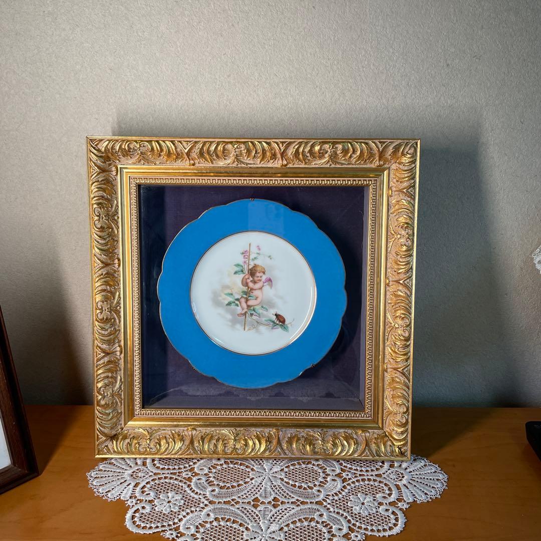 アンティークの額 青い天使の絵柄陶器プレート