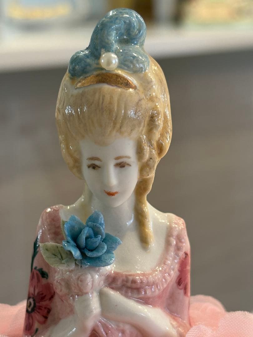 マリーさま小物入れ