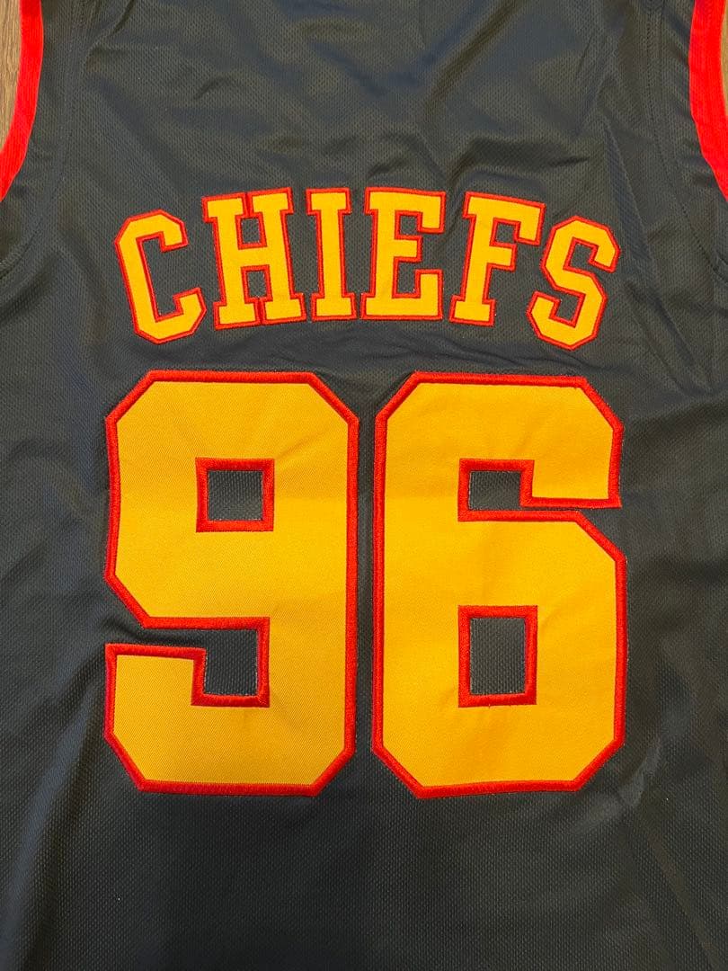 パスカル様CLASSIC CHIEFS バスケシングレット M