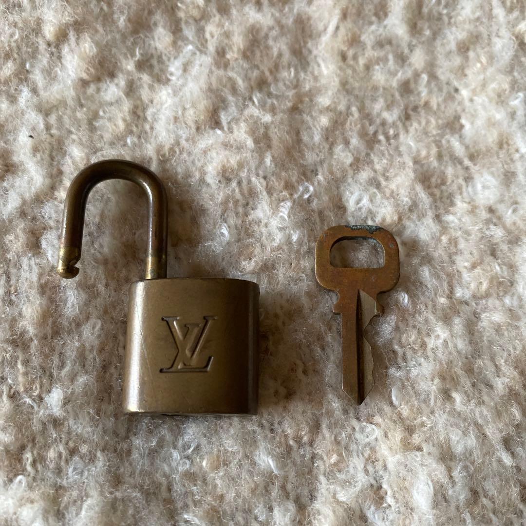 更にお値下げしました　良品　鍵付きルイヴィトン ボストンキーポル50
