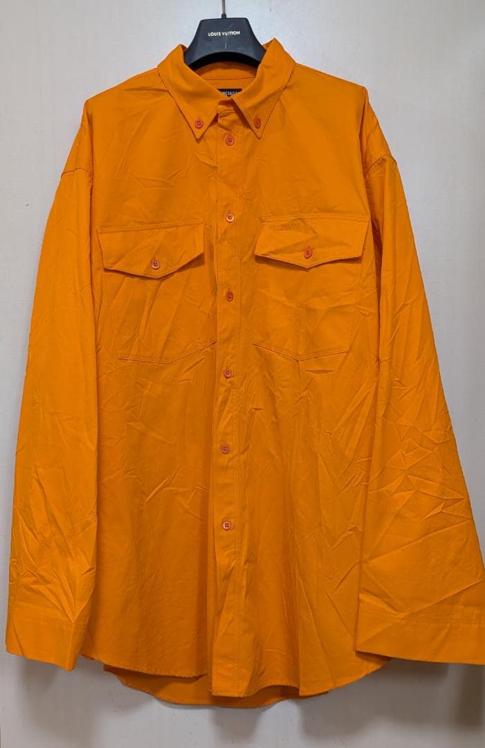 月末セール 17万 新品タグ付き 21春夏 バレンシアガ オーバーサイズシャツ