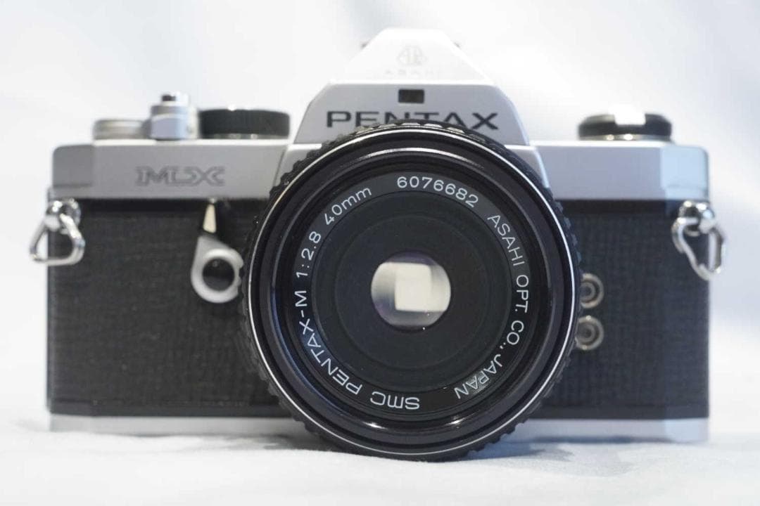 PENTAX MXとパンケーキ40ミリレンズ　どちらも難あり