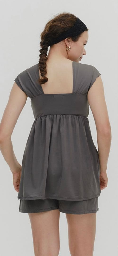 yori ぺプラムフレアスイムウェアセット