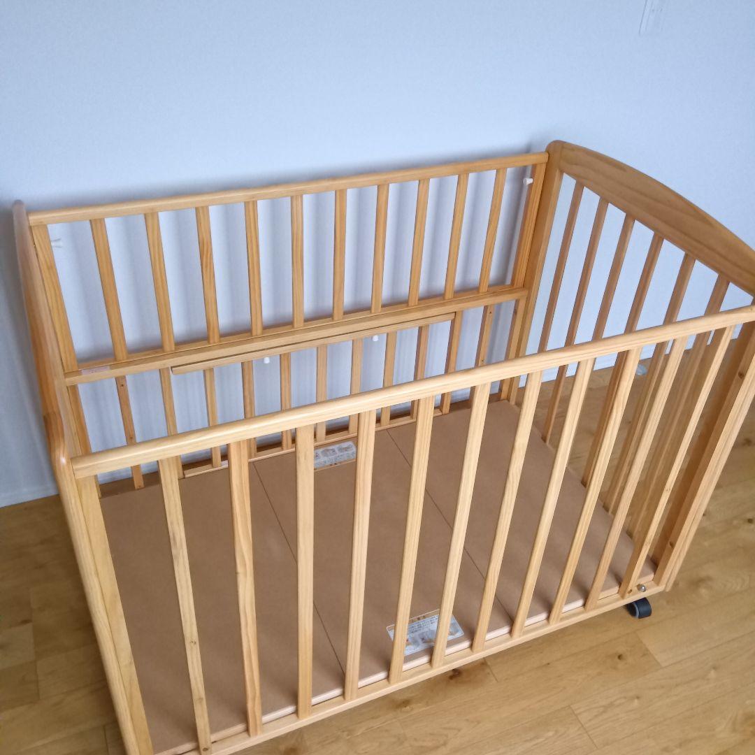 【美品】KATOJI ベビーベッド レギュラーサイズ 木製 キャスター付き