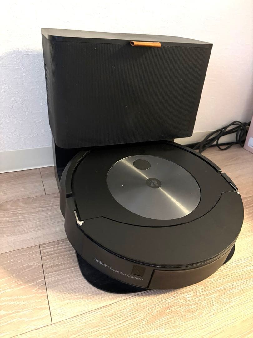 【掃除機+水拭き両用】ルンバ コンボ j7+ C755860