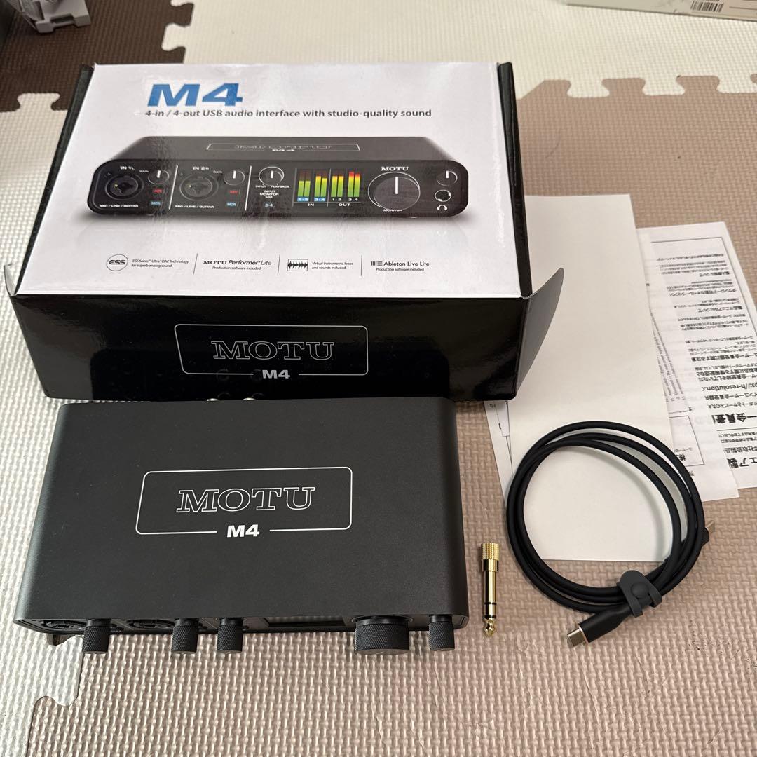 MOTU M4 変換ジャック、USB-Cケーブル付き