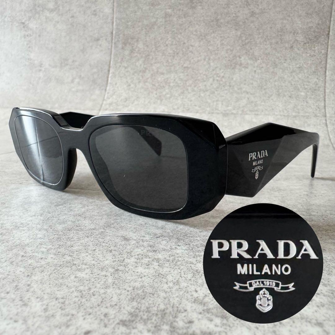 PRADA　プラダ　サングラス　黒　ブラック　ロゴ　SPR17W