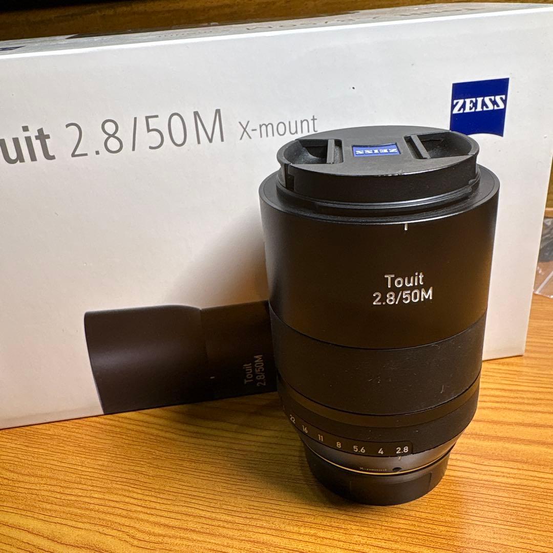 マクロ Zeiss Touit 2.8/50M 単焦点レンズ（Xマウント）