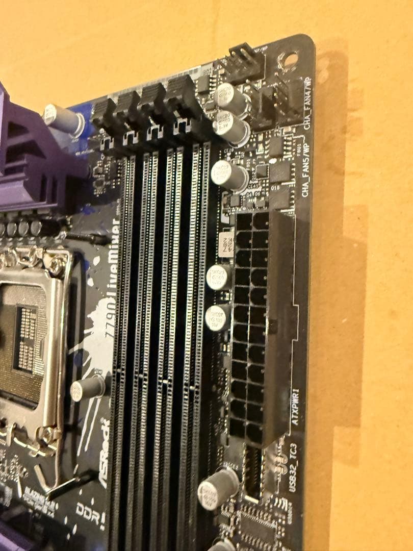 ASRock Z790 LiveMixer マザーボードDDR5 LGA1700