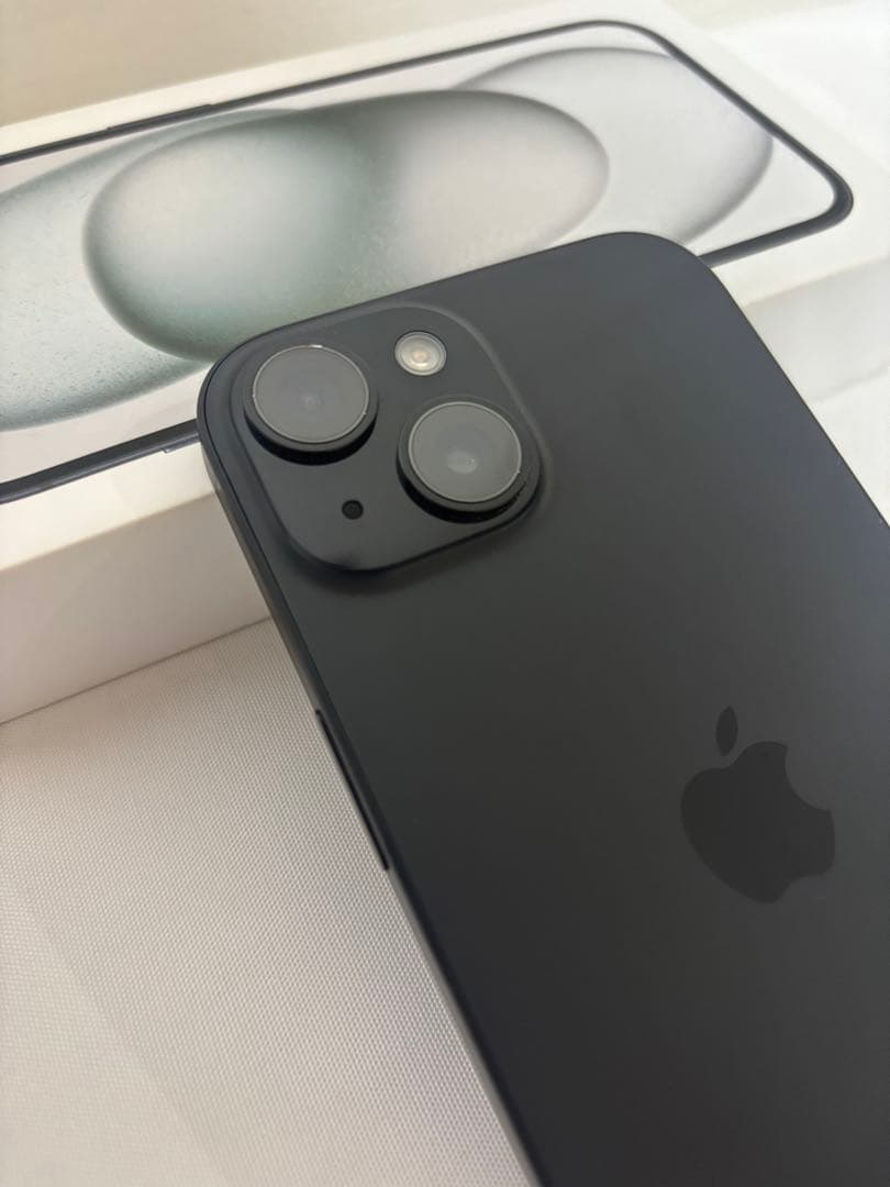 iPhone 15ブラック 本体 充電ケーブル付き 128GB