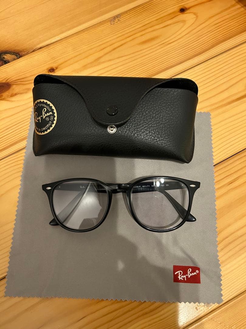 Ray-Ban RB4259F 601/71 サングラス 53◽︎20 150