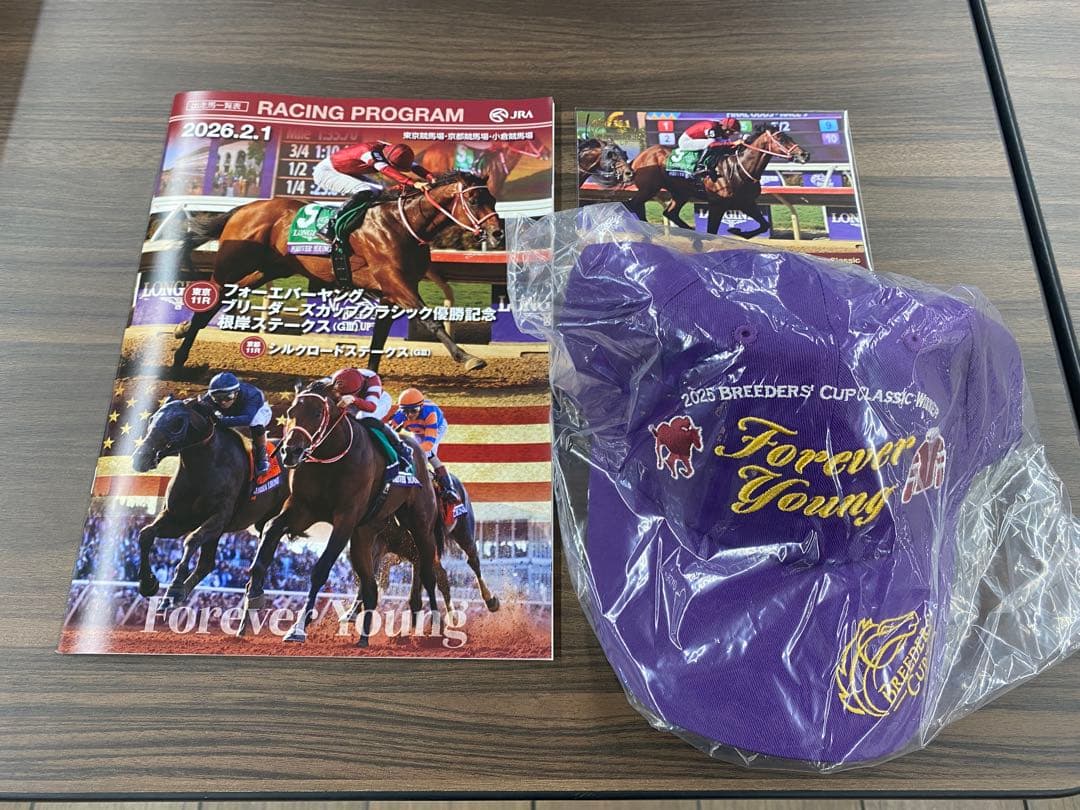 ど*む様 JRA フォーエバーヤング キャップ/レープロ/ポストカード セット