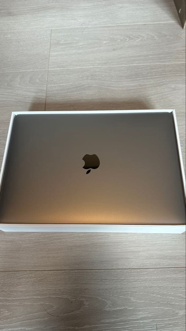 MacBook Air （2020年M1/8GB /512GB）スペー