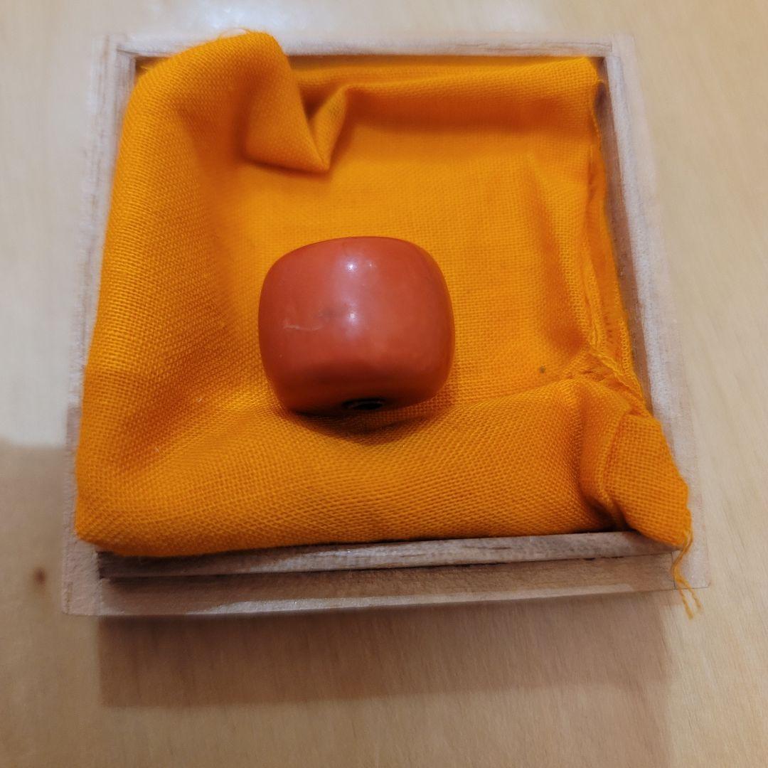 緒締玉 緒締 骨董 珊瑚 根付 印籠 提物 天然サンゴ ルース 本珊瑚 根掛