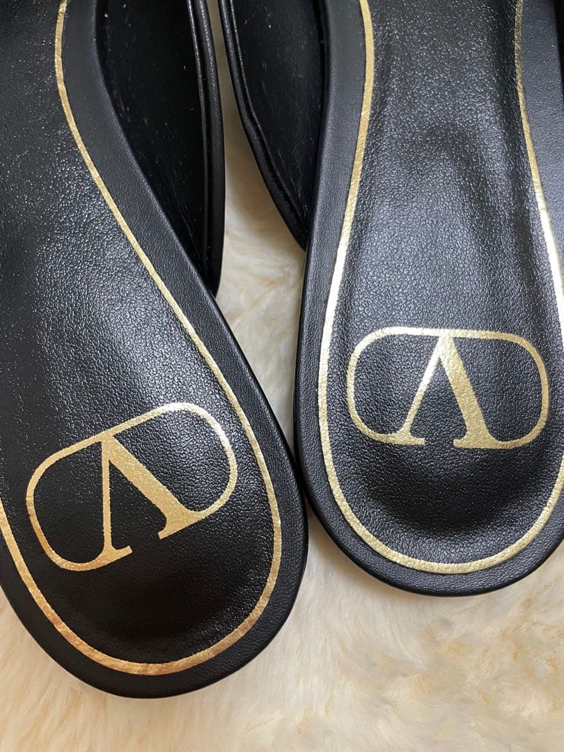 ヴァレンティノ ガラヴァーニ