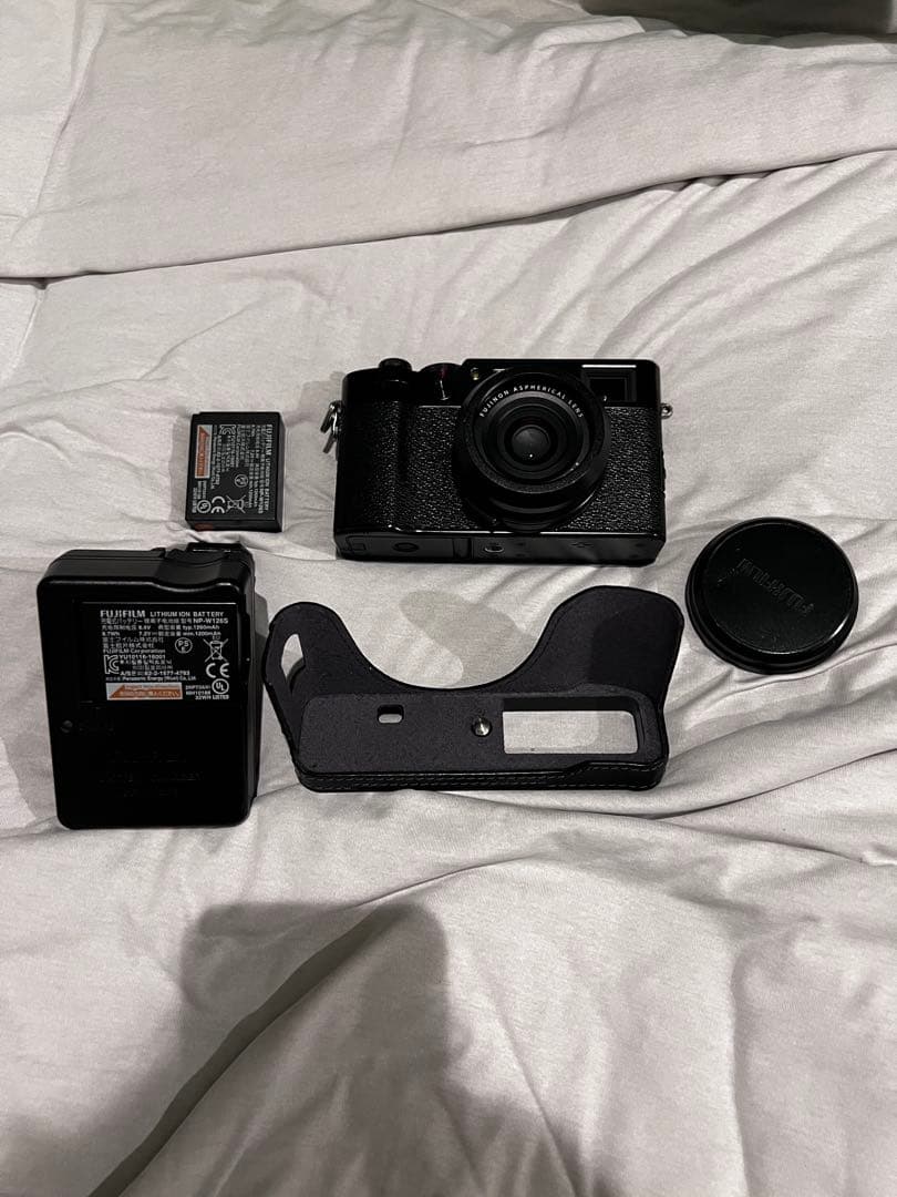 富士フイルム FUJIFILM X100V