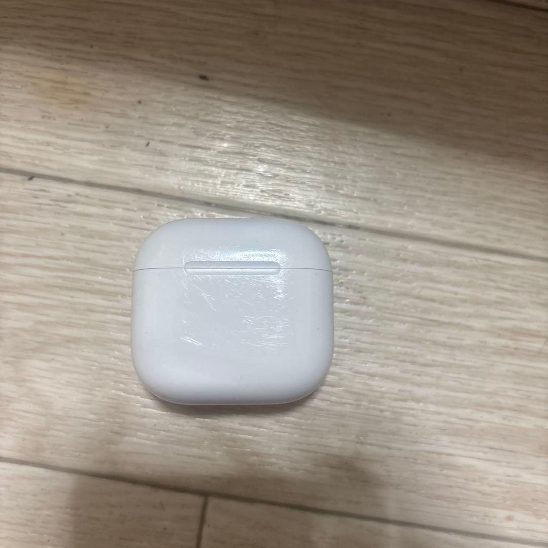 AirPods4ノイズキャンセル付本体 ホワイト