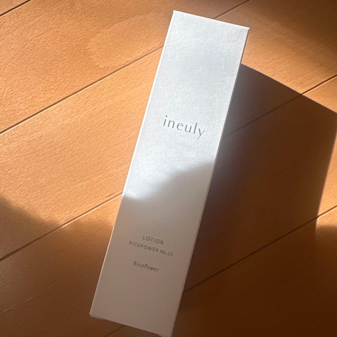 【新品未使用】ineuly 化粧水、グロウセラム