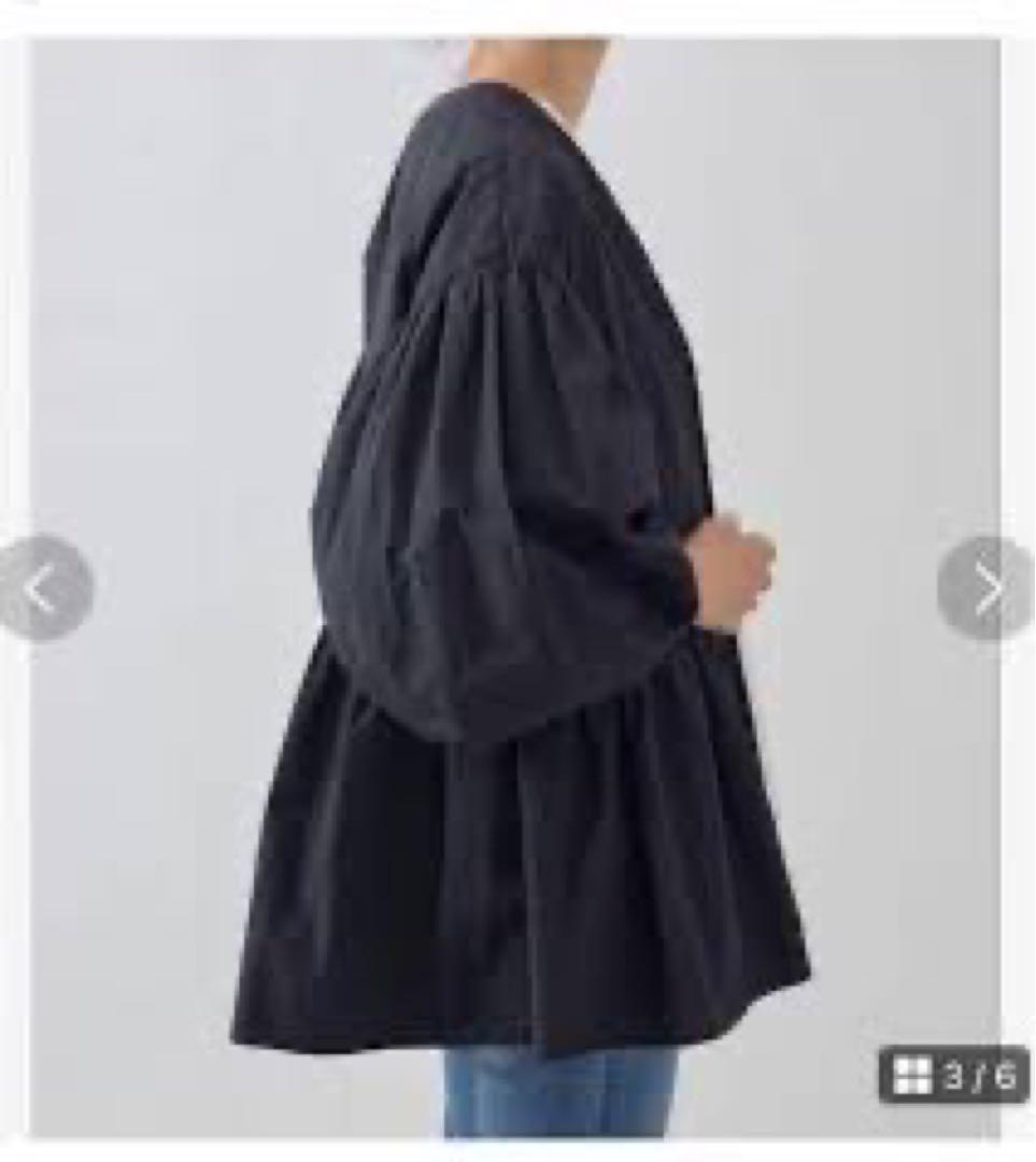 タグ付き　新品未使用　ビアズリー　ペプラムジップシャツブルゾン　ブラック