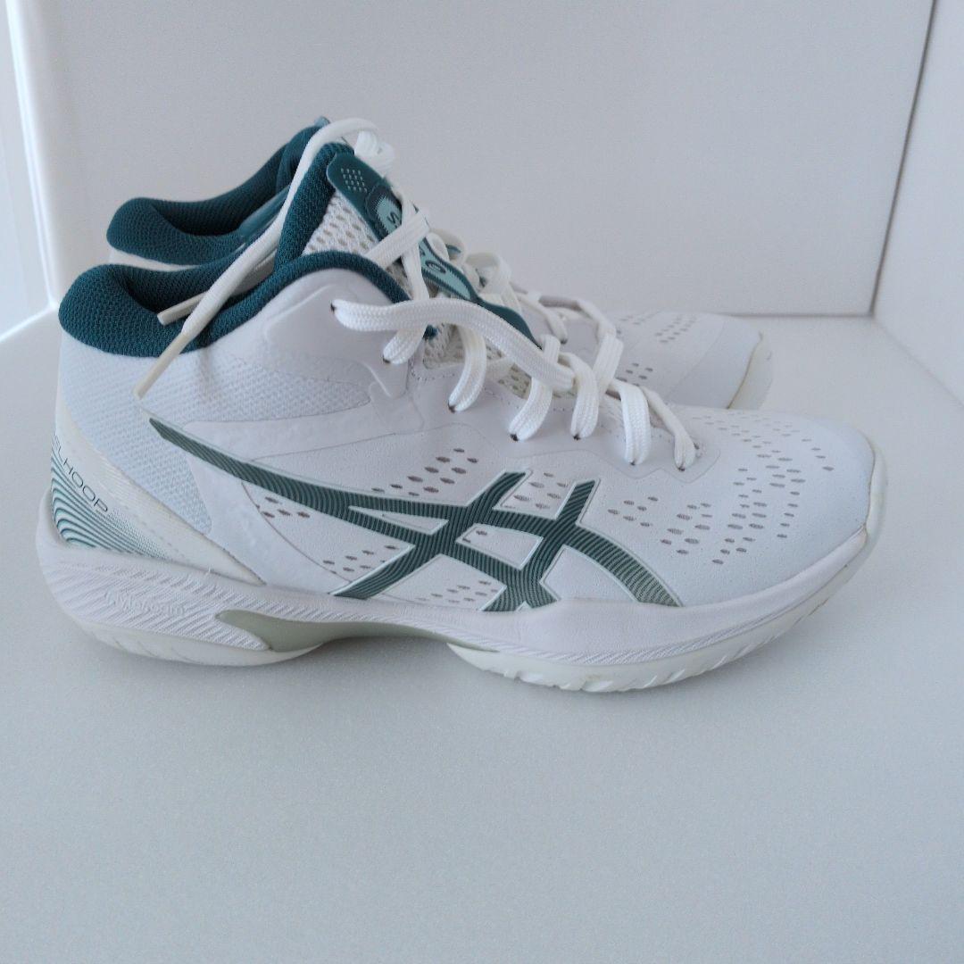 ASICS GELHOOP V16 ホワイト/クリスタル 23.5cm