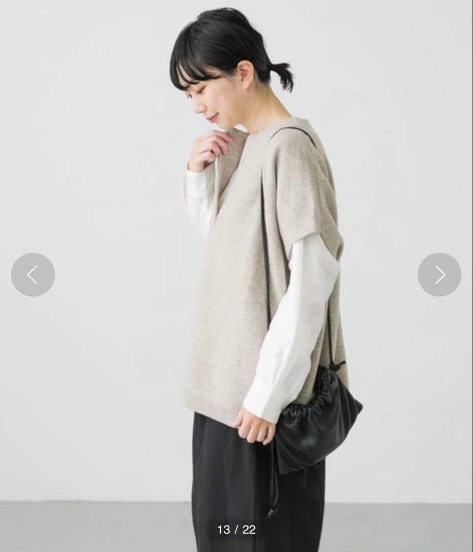 かぐれ　ワイドニットベスト　ベージュ　美品