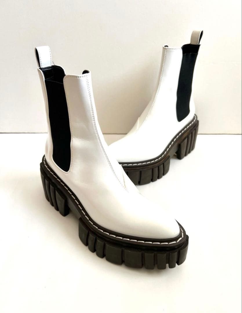ステラマッカートニー ホワイト サイドゴアブーツ 厚底
