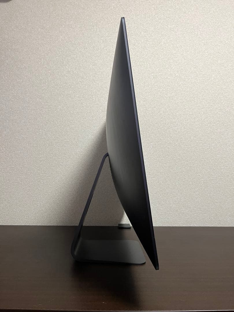 iMac pro 10コアvega64(16GB)+純正VESAマウントアダプタ