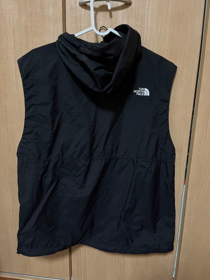 THE NORTHFACE コンパクトフーデッドベスト
