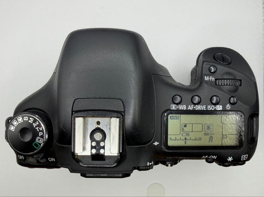 Canon EOS 7D ボディ 電源投入OK、シャッターOK