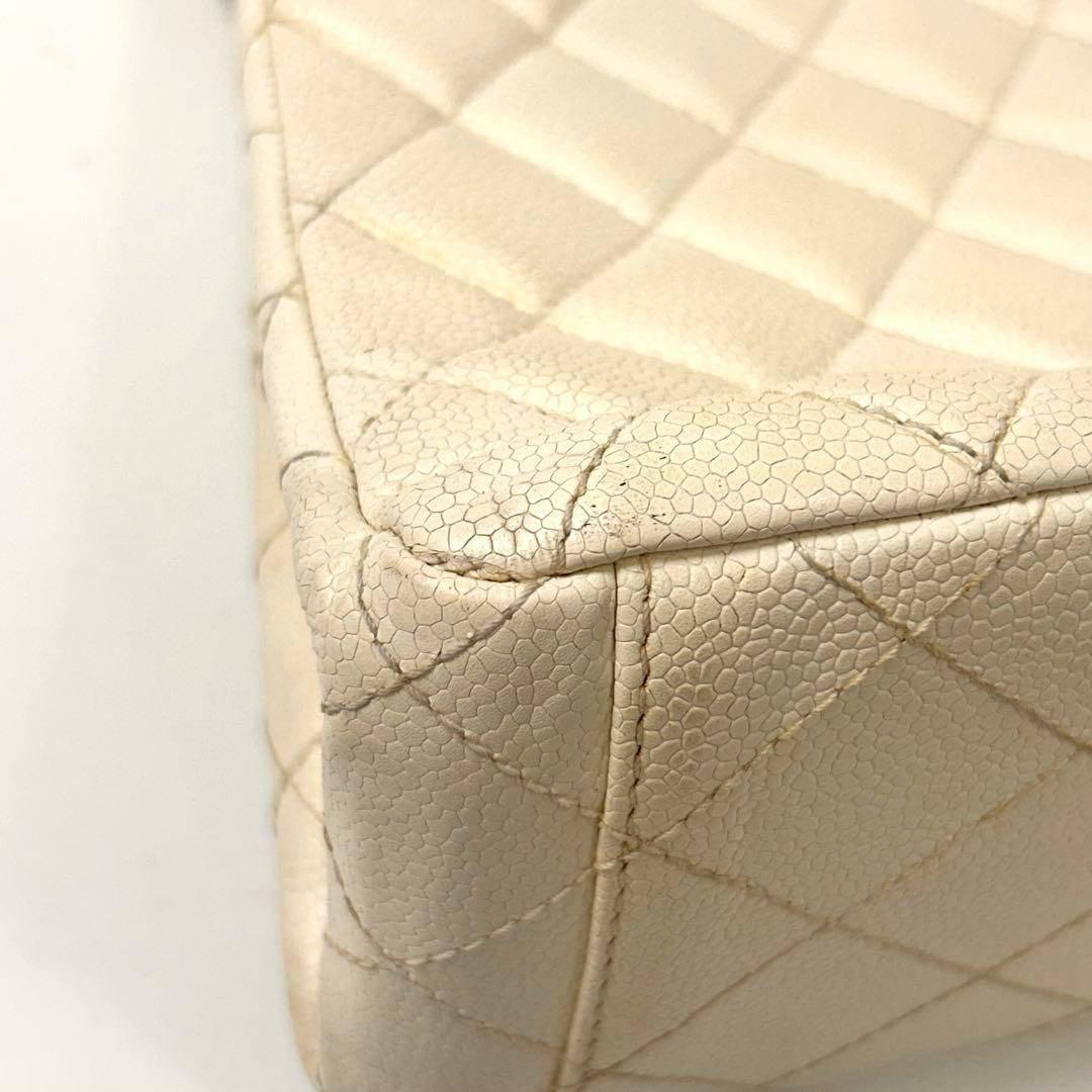 シャネル　マトラッセ キャビアスキン　ハンドバッグ　ダブルターンロック