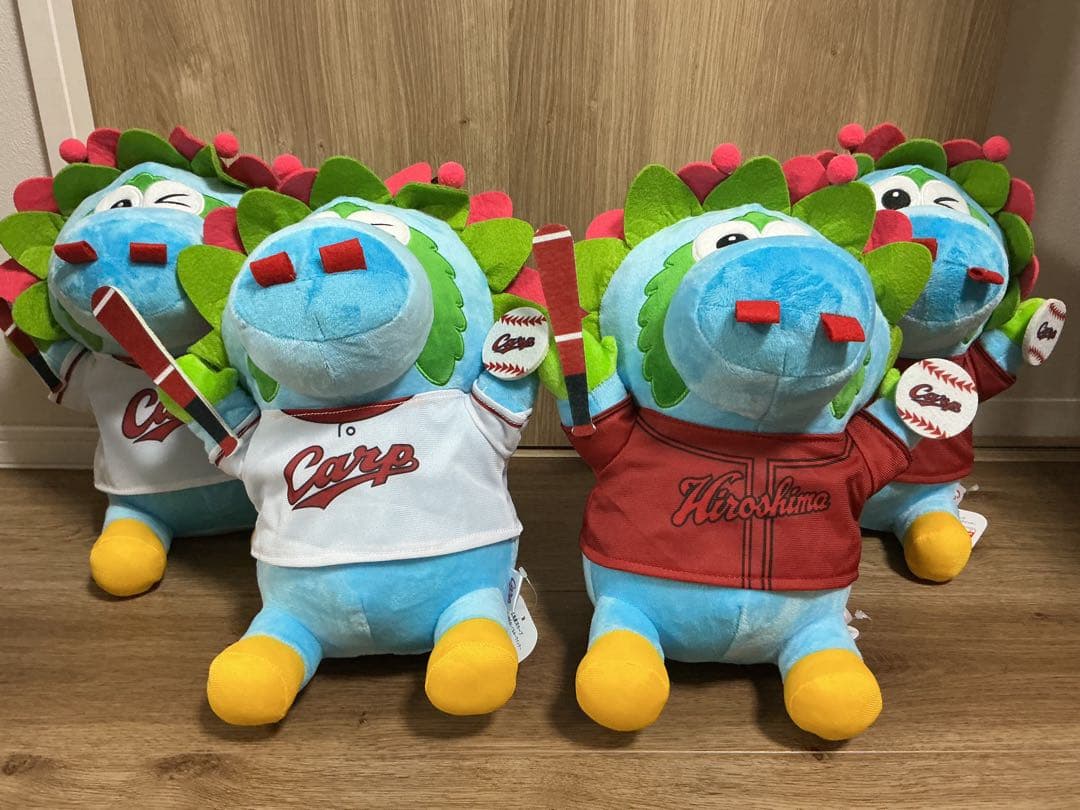 【送料無料・新品・4体セット】スライリーBIGぬいぐるみ〜ウインク〜 カープ