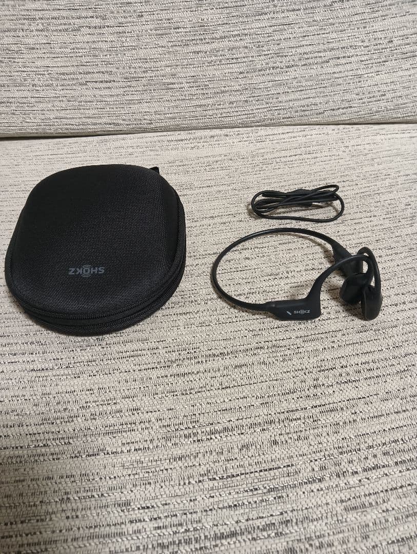 美品　Shokz OpenRun Pro S810　本体、ケース、充電ケーブル