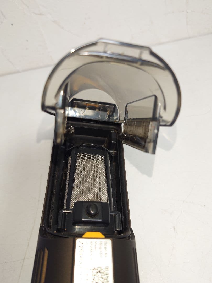 Shark シャーク 充電式 ハンディクリーナー WV405JDC 掃除機