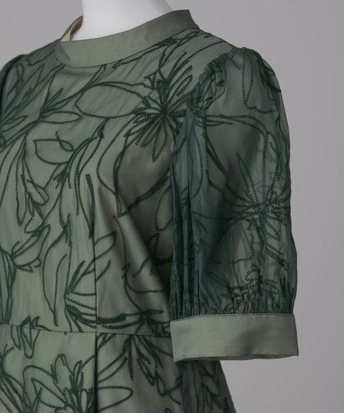 美品 niana ニアナ 花柄フロッキーオーガンジー ドレス M 結婚式お呼ばれ