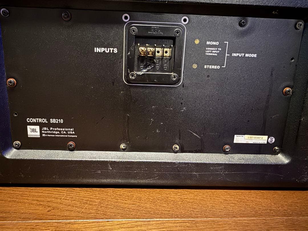 JBL PROFESSIONAL“Control SB210”