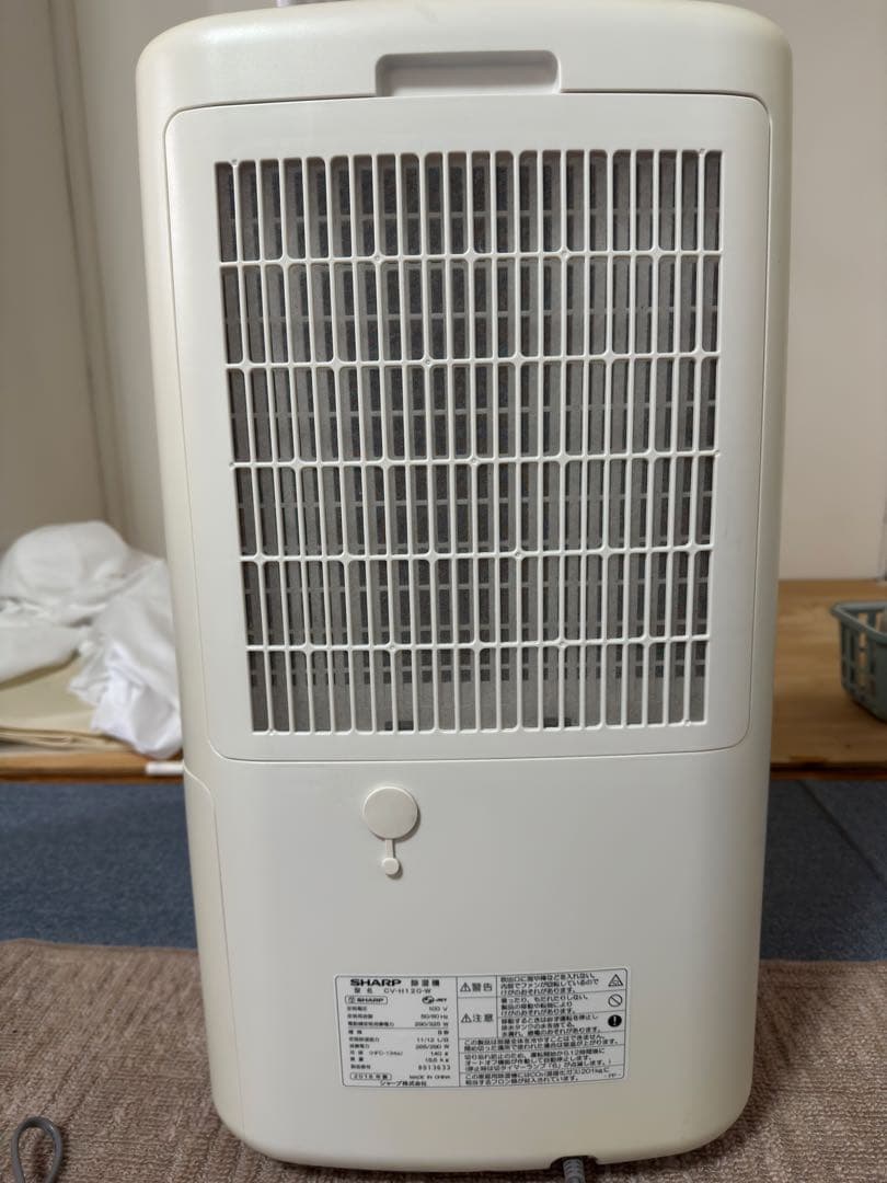 SHARP 衣類乾燥除湿機 CV-H120-W プラズマクラスター2018年製