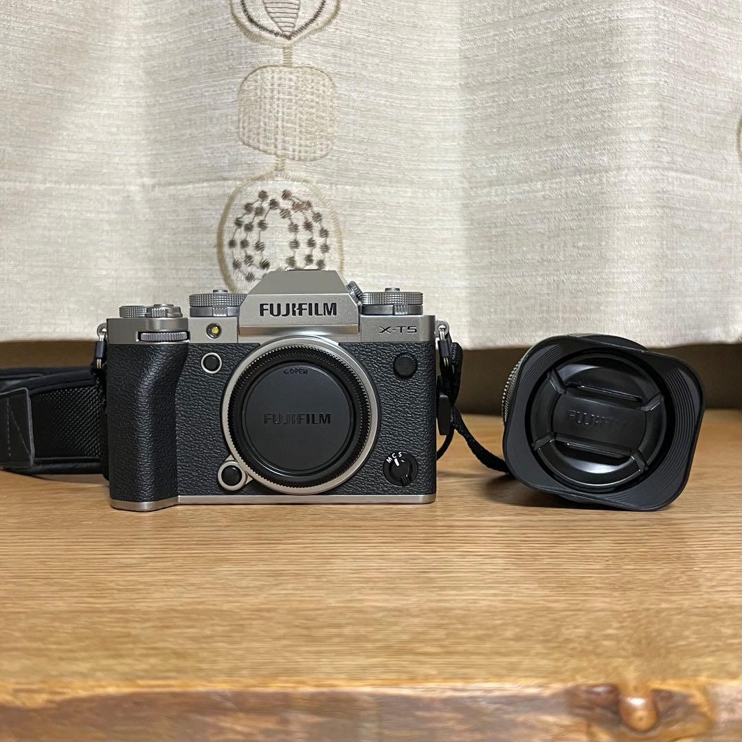 富士フイルム FUJIFILM X-T5 シルバー & XF35mmF1.4 R