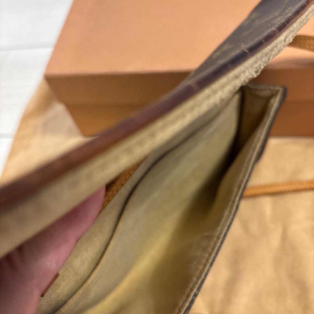 ルイ・ヴィトン　M51852