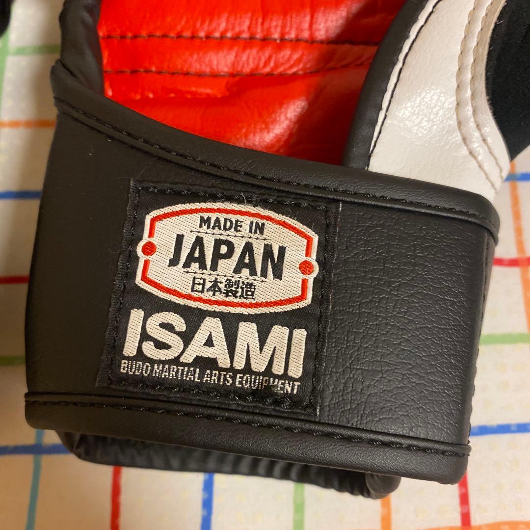 ISAMI MMAグローブ Sサイズ　総合格闘技 ①