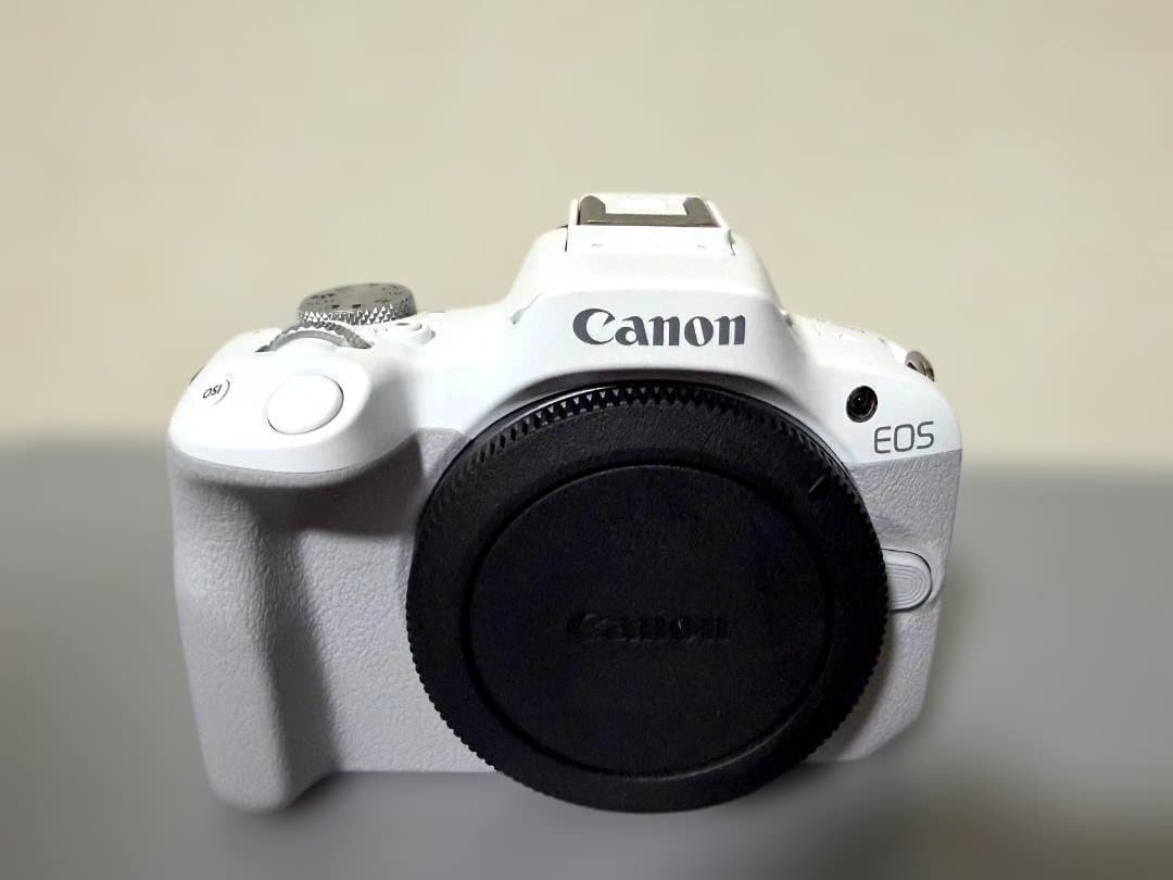ショット数約1,100回　EOS R50 ホワイト
