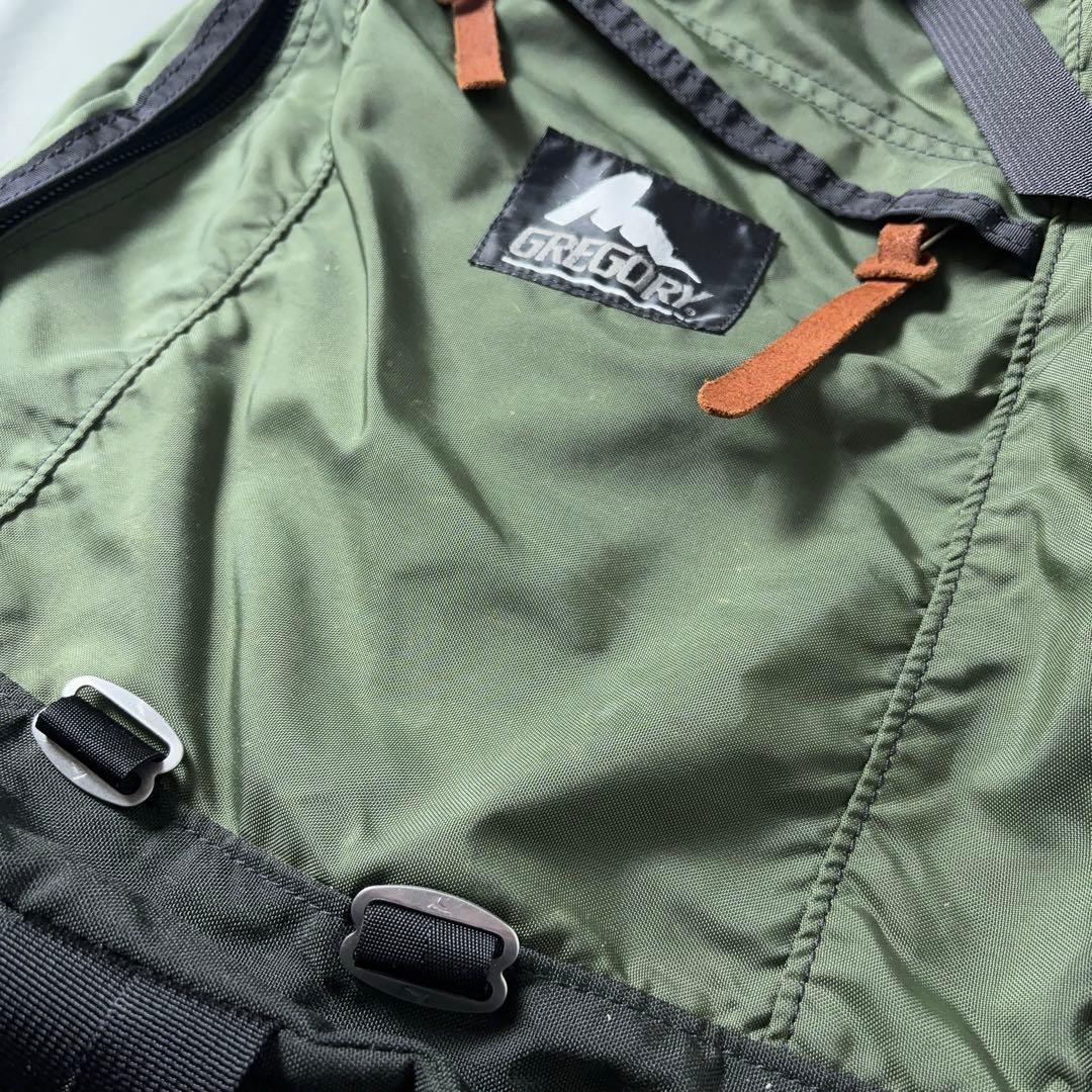 GREGORY デイパック 旧タグ USA製 カーキ グリーン