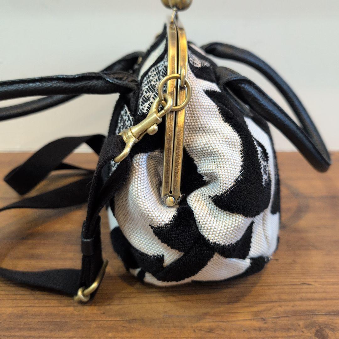 ソアソウル　SOAR SOLE がま口　バック　鳥　小鳥