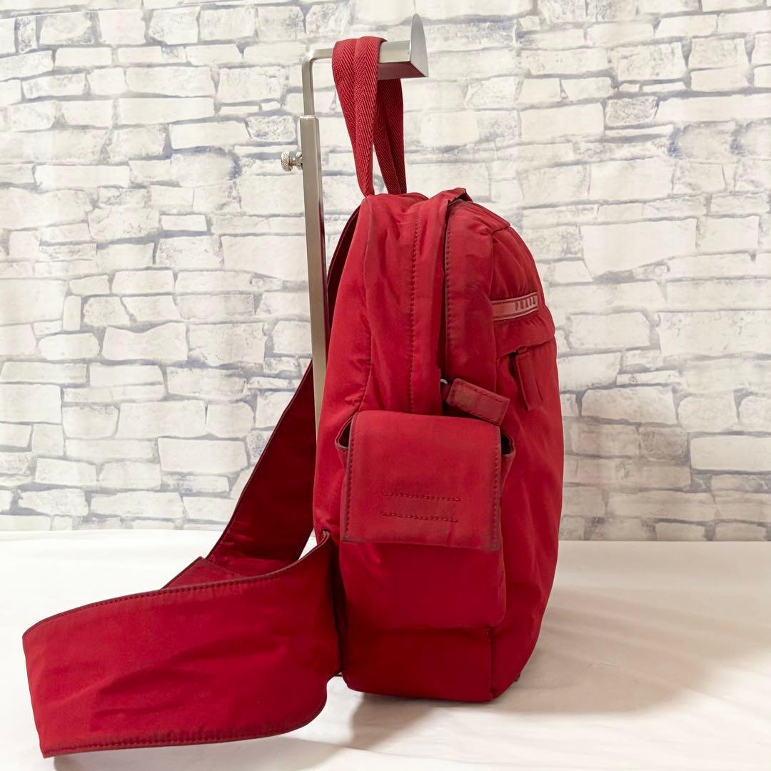 希少カラー✨プラダスポーツ・ボディバッグ ショルダーバッグ斜め掛け 赤 カード付