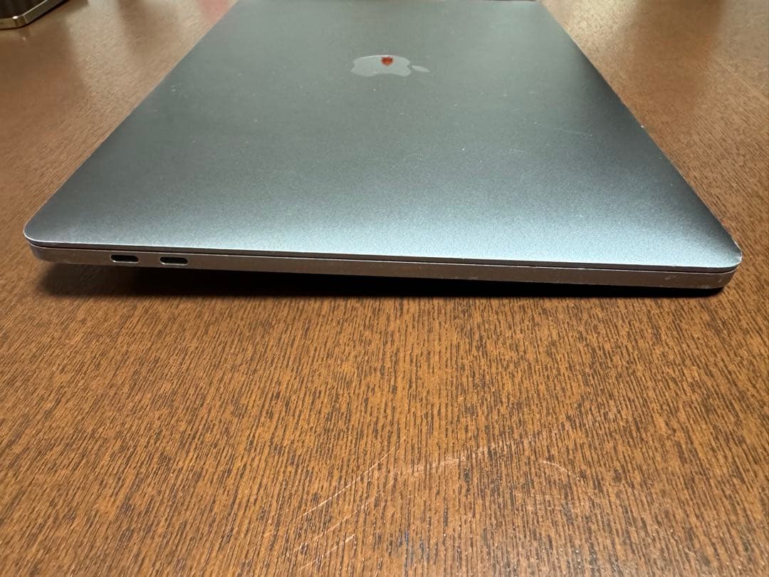 MacBook Pro 2018 13型 i5 128GB 中古