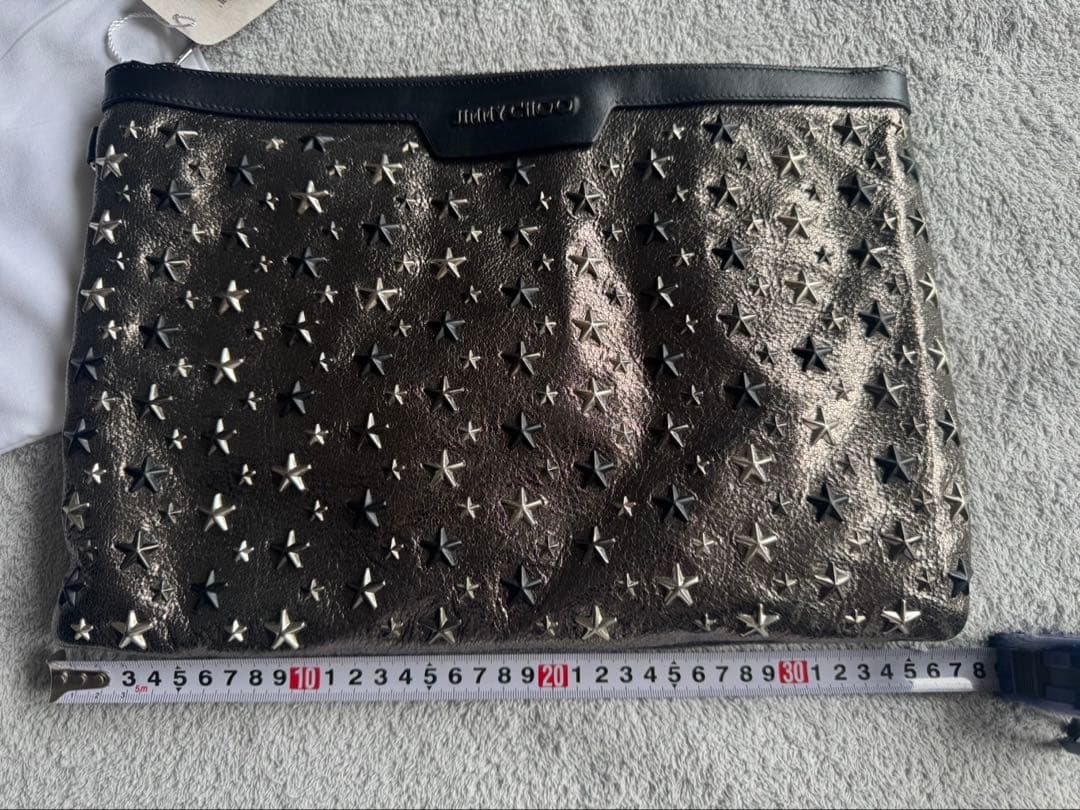 未使用 JIMMY CHOO シルバー スタースタッズ クラッチバッグ